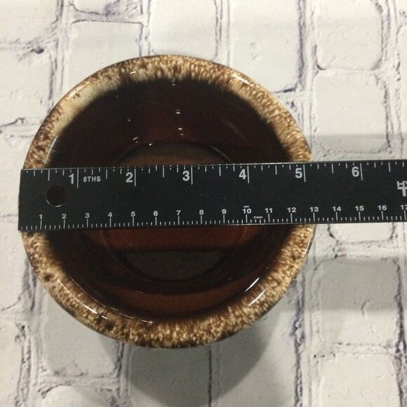 Vintage Hull Pottery Brown  Drip Glaze Small Round 5” Bowl . Preowned - Picture 3 of 4